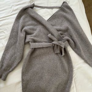 NWOT Gray Sweater Dress (M)